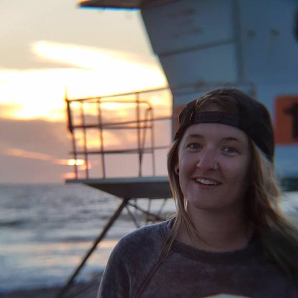 Meet your Posher, Allison dawn - Picture 1 of 1